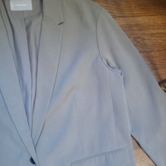 EVERLANE 100% lyocell the easy blazer (sz10) - Picture 6 of 16